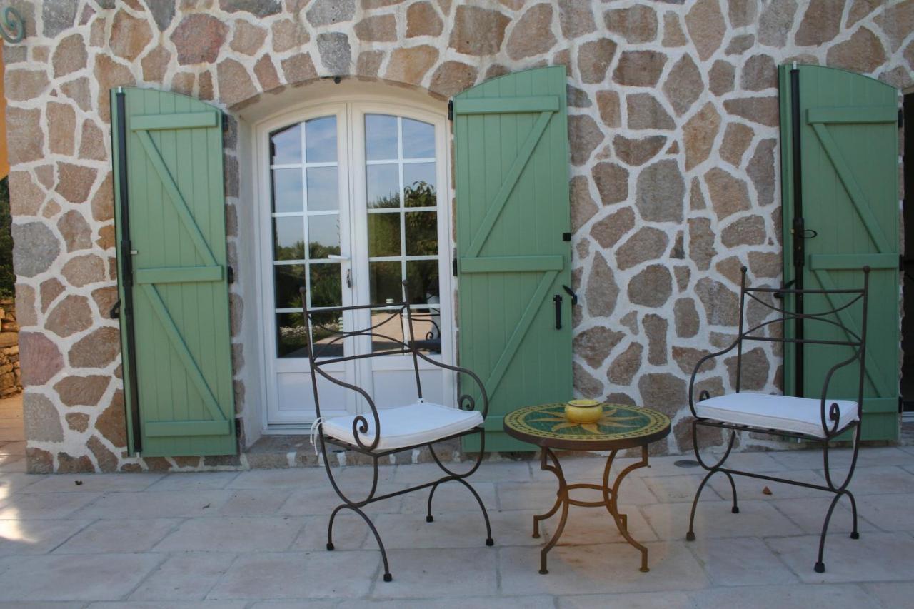 Le Mas Des Tarentes Chambres D'Hotes Trans-en-Provence Esterno foto
